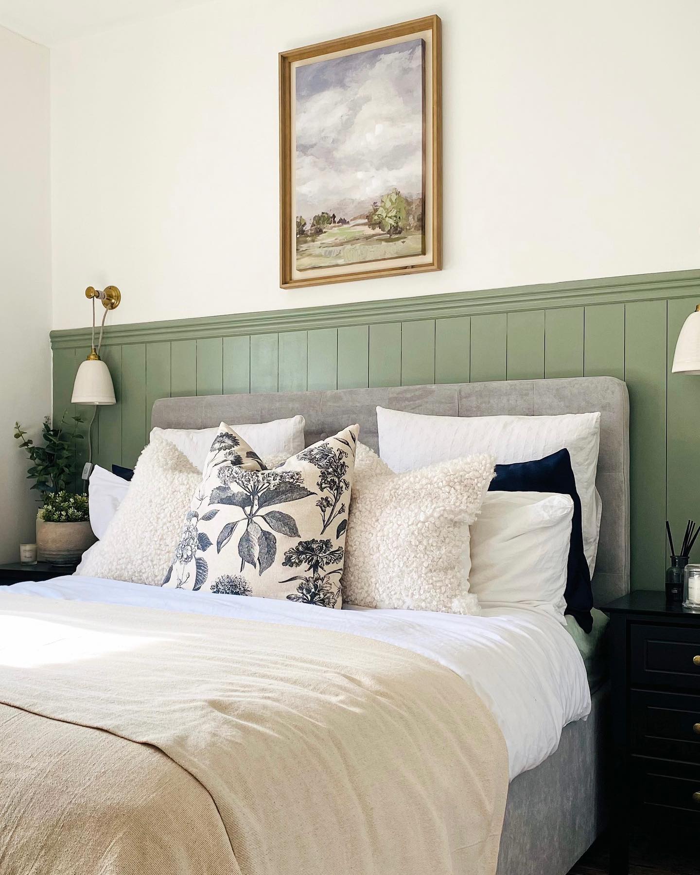 22 Shiplap Bedroom Accent Wall Design Ideas